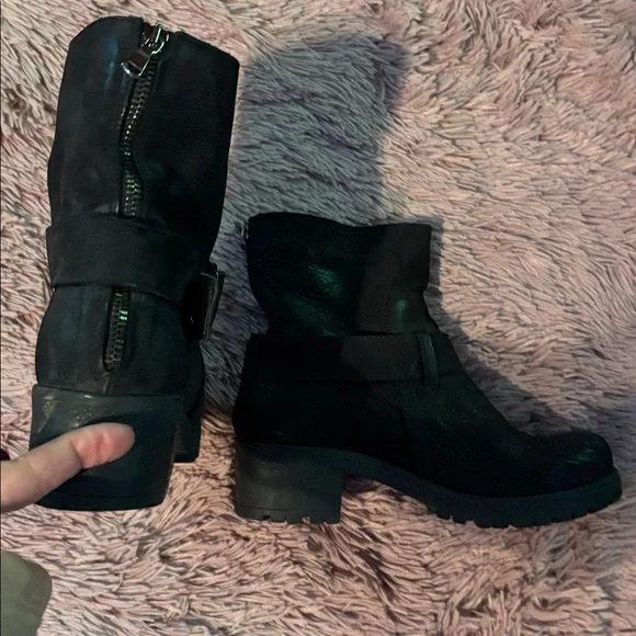 Black Ankle Moto Boots with Buckle - Picture 4 of 6